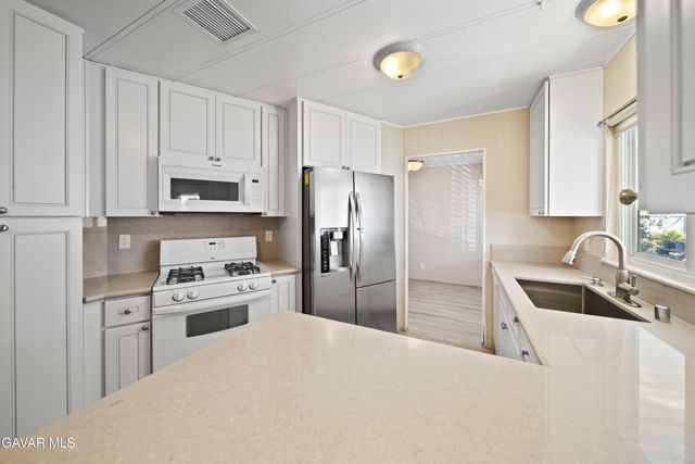 15750 Arroyo Drive 71, Moorpark, CA 93021