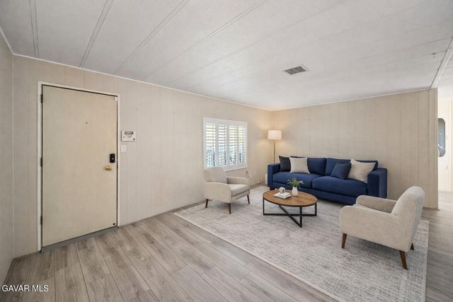 15750 Arroyo Drive 71, Moorpark, CA 93021