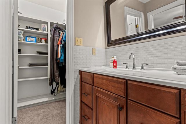 1805 Greenway Street, Gilmer, TX 75644