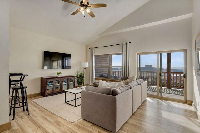 151 Summer Bay Boulevard, Branson, MO 65616