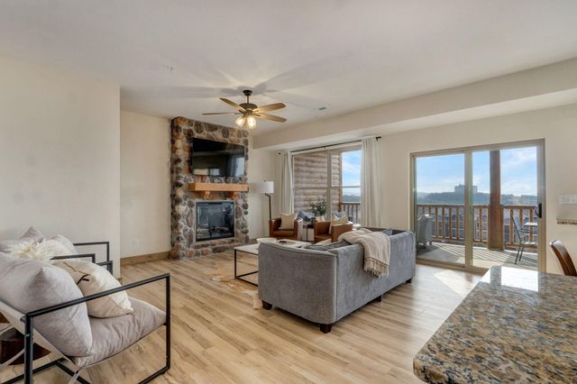 151 Summer Bay Boulevard, Branson, MO 65616