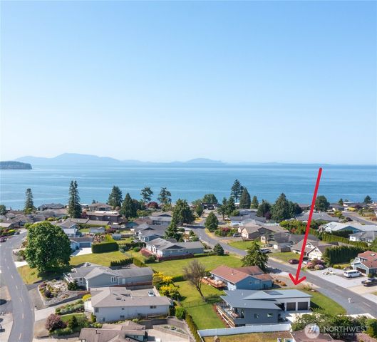 8068 Niska Road, Blaine, WA 98230