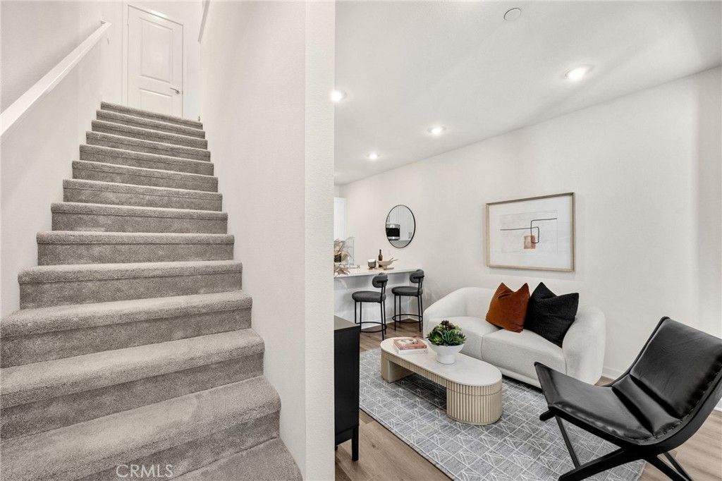 Image 19 of property listing at 1954 Avenida Del Sol, Placentia, CA 92870