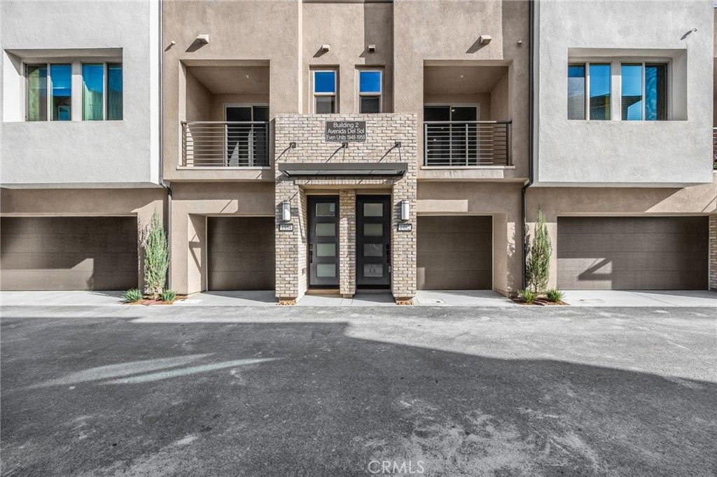 Image 36 of property listing at 1954 Avenida Del Sol, Placentia, CA 92870