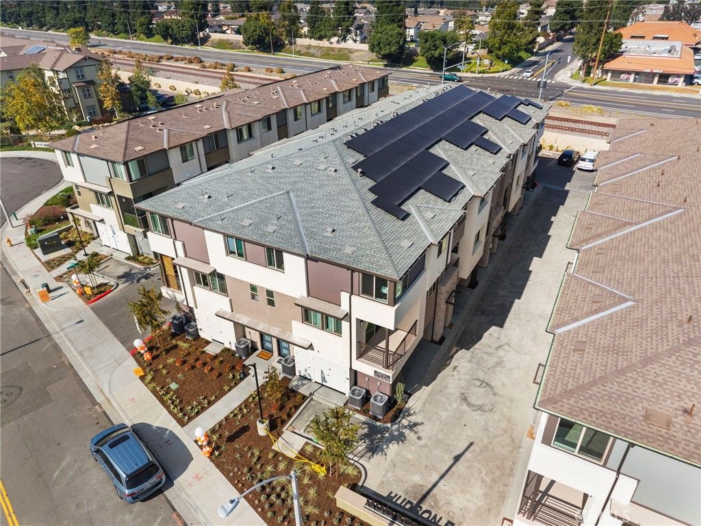 Image 40 of property listing at 1954 Avenida Del Sol, Placentia, CA 92870