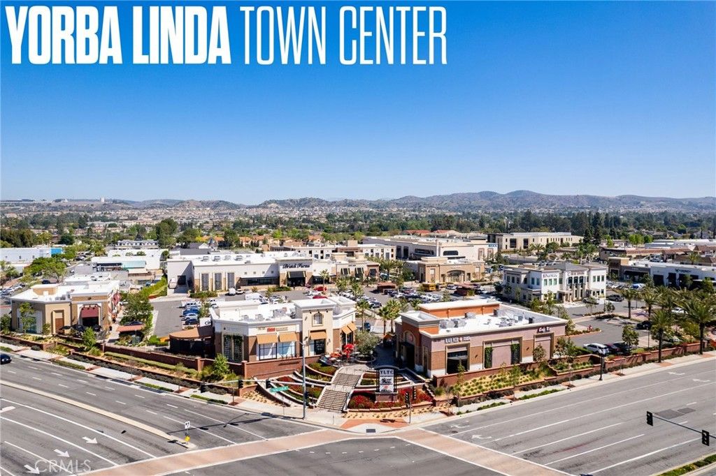 Image 45 of property listing at 1954 Avenida Del Sol, Placentia, CA 92870