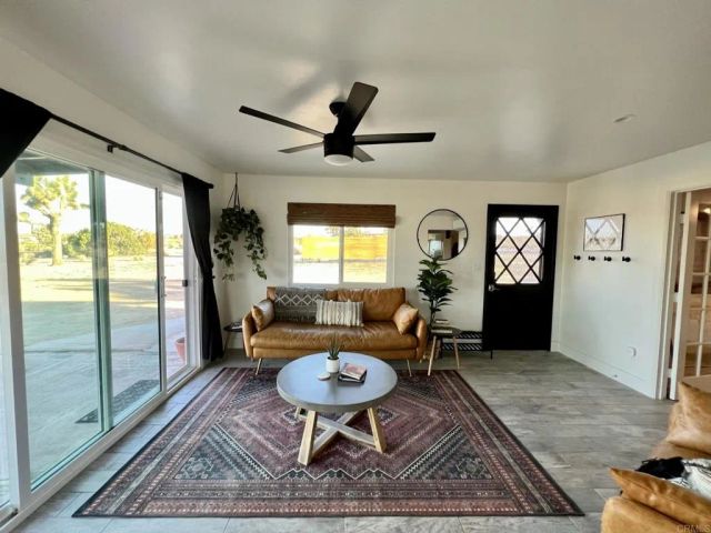 57222 Hillcrest Dr, Yucca Valley, CA 92284