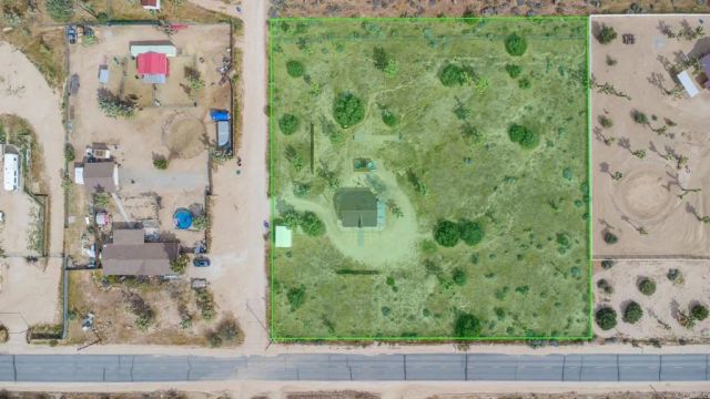 57222 Hillcrest Dr, Yucca Valley, CA 92284