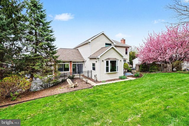 1234 JILL DR, Hummelstown, PA 17036