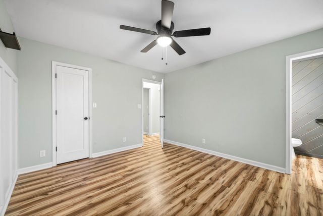 514 Gainey Dr, Oak Grove, KY 42262