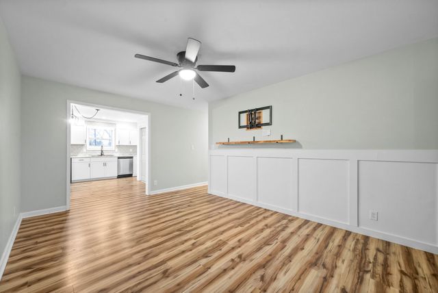 514 Gainey Dr, Oak Grove, KY 42262