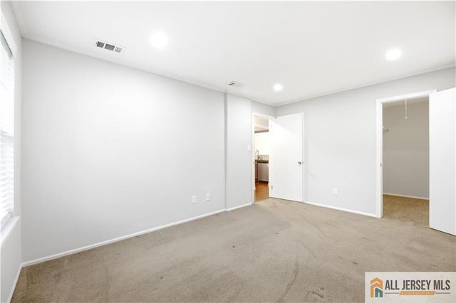 151 Wyndham Place, Robbinsville, NJ 08691