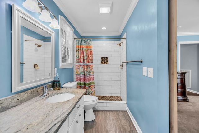 1917 Graceland Dr, Goodlettsville, TN 37072