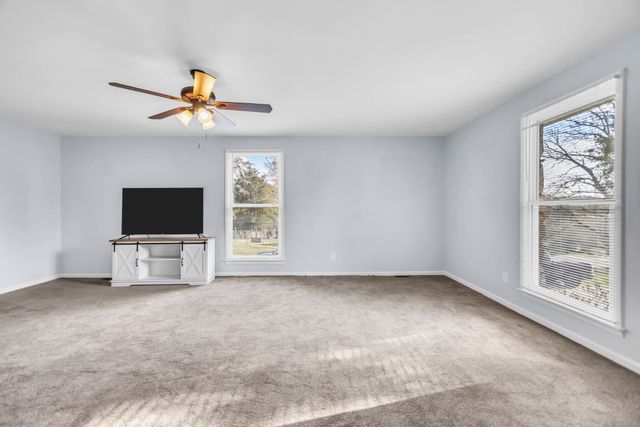 1917 Graceland Dr, Goodlettsville, TN 37072