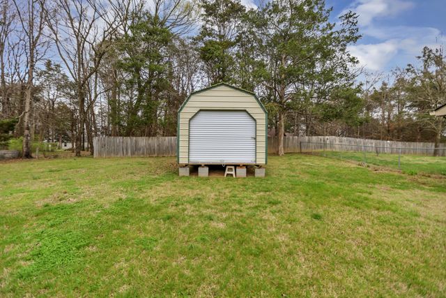 1917 Graceland Dr, Goodlettsville, TN 37072