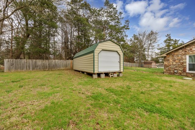 1917 Graceland Dr, Goodlettsville, TN 37072