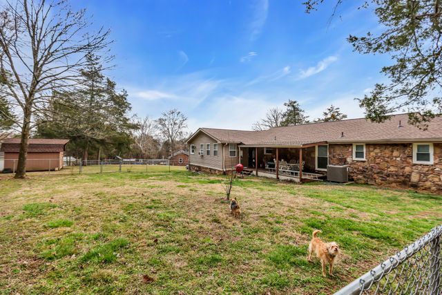 1917 Graceland Dr, Goodlettsville, TN 37072