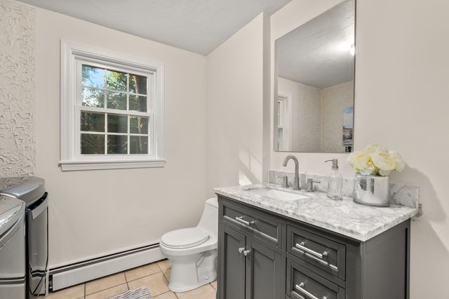 7 Tara Road, Southborough, MA 01772