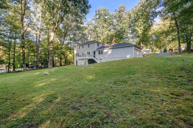 7 Tara Road, Southborough, MA 01772