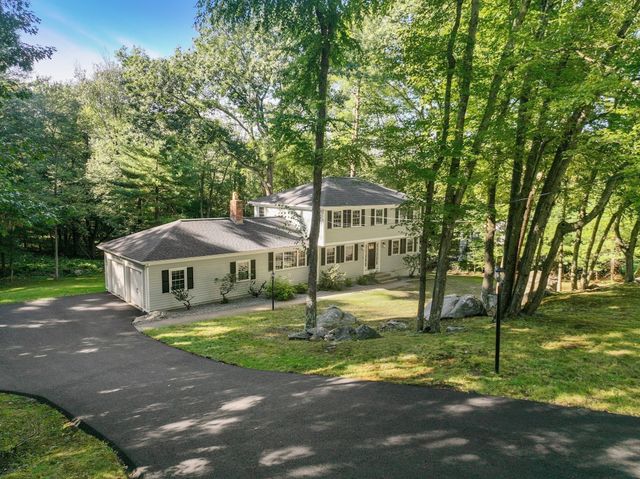 7 Tara Road, Southborough, MA 01772