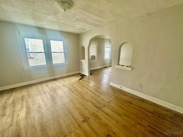 2446 Duck Creek Road, Norwood, OH 45212