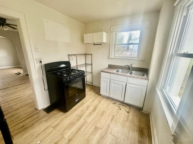 2446 Duck Creek Road, Norwood, OH 45212