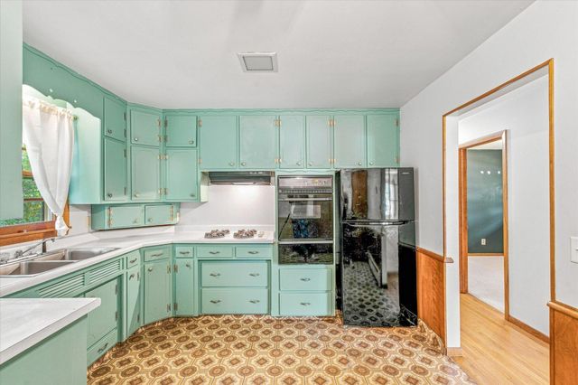 332 Wilson Street, Anoka, MN 55303