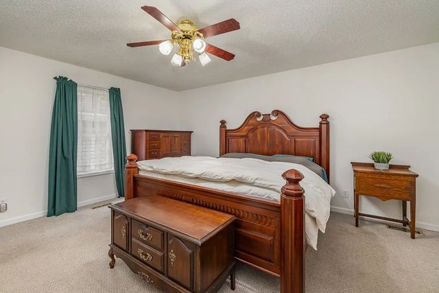 298 Tobacco Rd, Clarksville, TN 37042