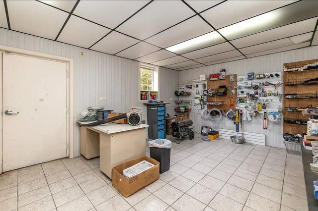 298 Tobacco Rd, Clarksville, TN 37042