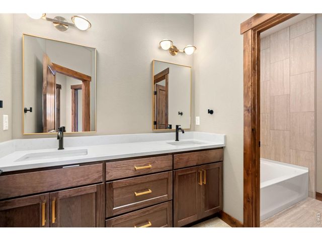 1618 Continental Peaks Cir, Estes Park, CO 80517
