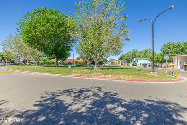 1301 E Avenue I 78, Lancaster, CA 93535