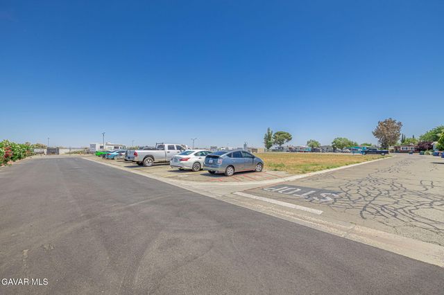 1301 E Avenue I 78, Lancaster, CA 93535