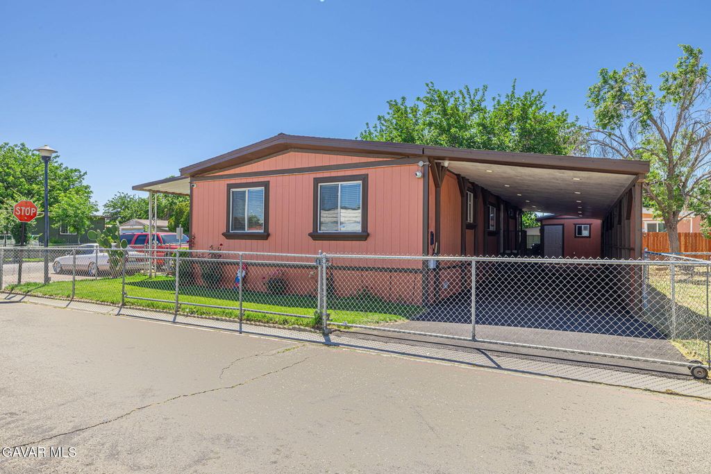 1301 E Avenue I 78, Lancaster, CA 93535