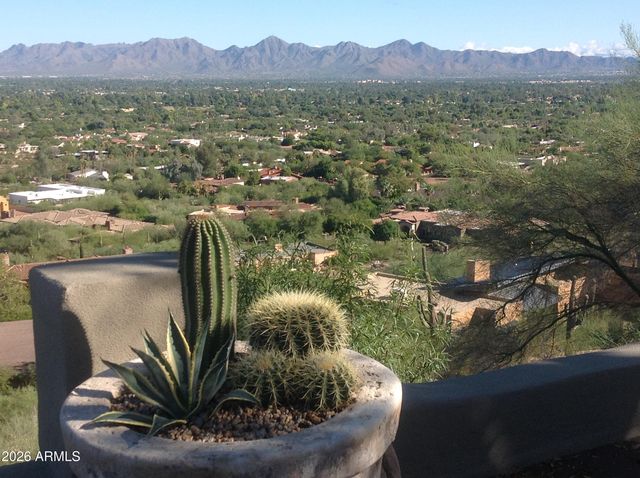 6301 E HUMMINGBIRD Lane, Paradise Valley, AZ 85253