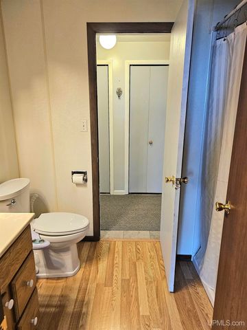 7405 Sunset S.75 Lane, Rapid River, MI 49878