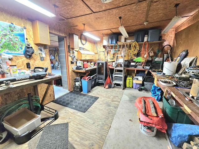 7405 Sunset S.75 Lane, Rapid River, MI 49878