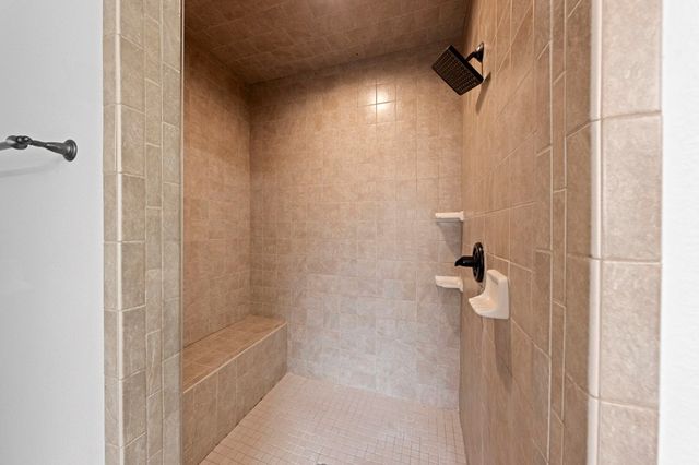 2951 Dry Hollow Drive, Kerrville, TX 78028