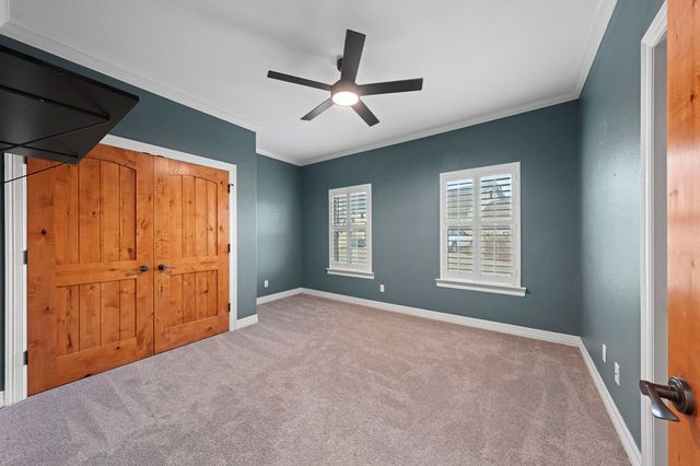 2951 Dry Hollow Drive, Kerrville, TX 78028