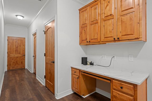 2951 Dry Hollow Drive, Kerrville, TX 78028