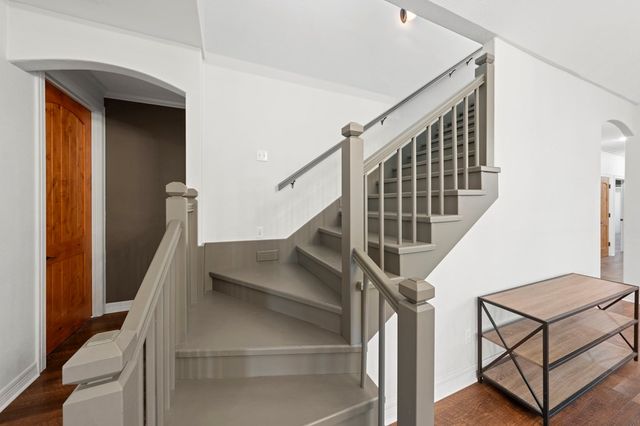 2951 Dry Hollow Drive, Kerrville, TX 78028