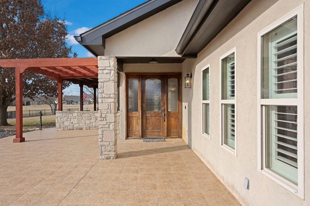 2951 Dry Hollow Drive, Kerrville, TX 78028