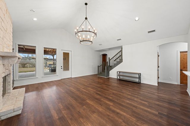 2951 Dry Hollow Drive, Kerrville, TX 78028