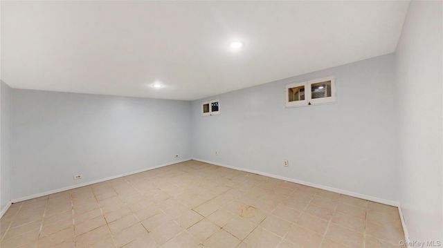 15 Lisa Drive, Deer Park, NY 11729