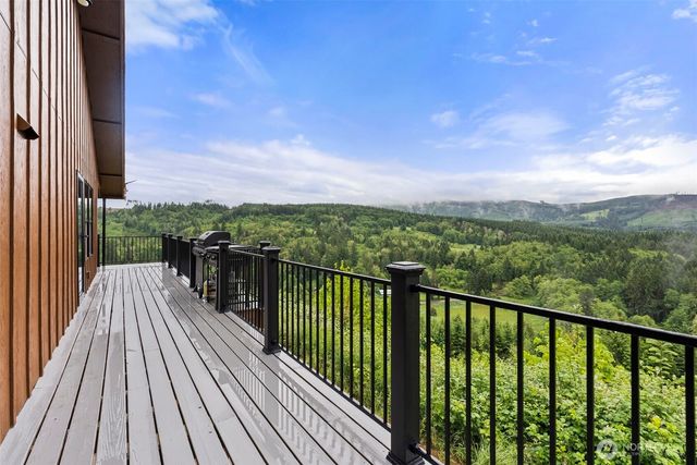 484 Salmon Creek Road, Mossyrock, WA 98564