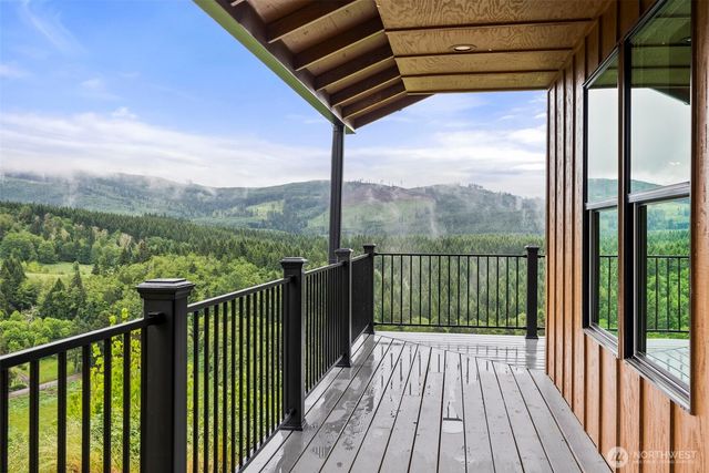 484 Salmon Creek Road, Mossyrock, WA 98564