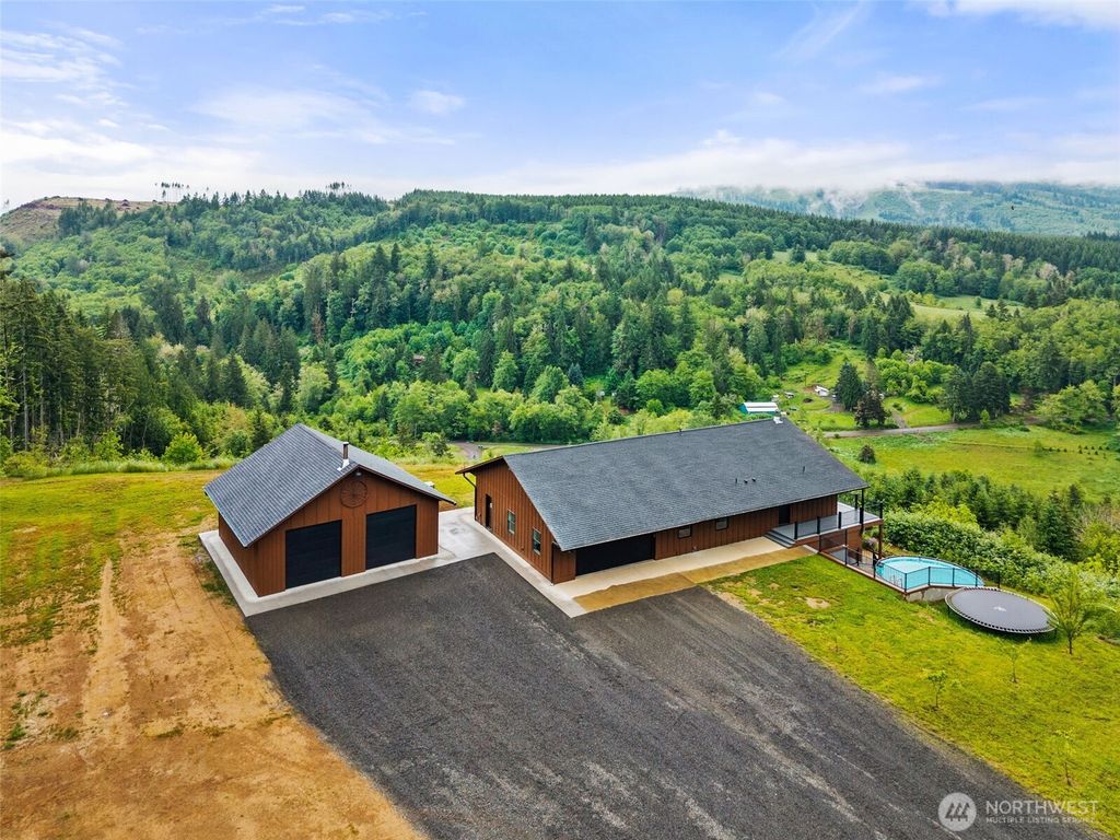 484 Salmon Creek Road, Mossyrock, WA 98564