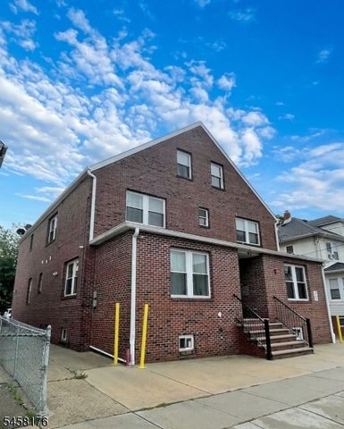 47 Campbell Ave 1L, Hackensack City, NJ 07601