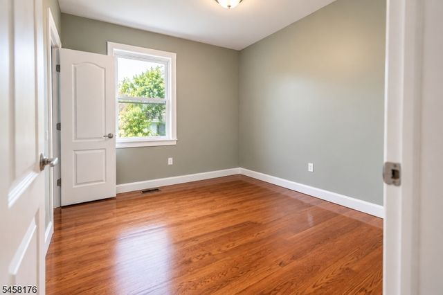 47 Campbell Ave 1L, Hackensack City, NJ 07601