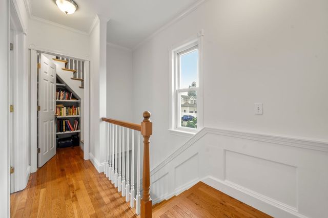 92 Allison St, Newton, MA 02458