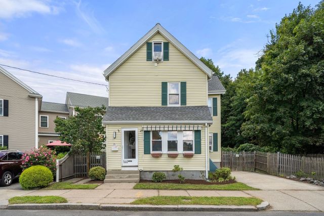 92 Allison St, Newton, MA 02458